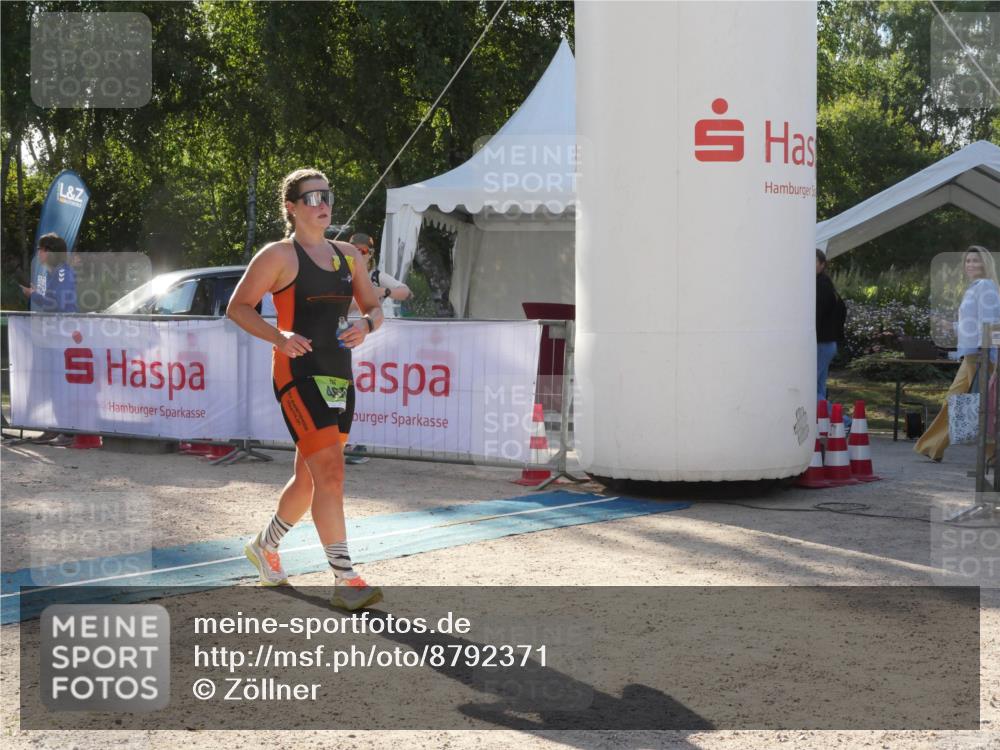 07.09.2025 - 19. Norderstedt Triathlon Zöllner http://msf.ph/oto/8792371 07.09.2025 16:24:44 Ziel 460 meine-sportfotos.de