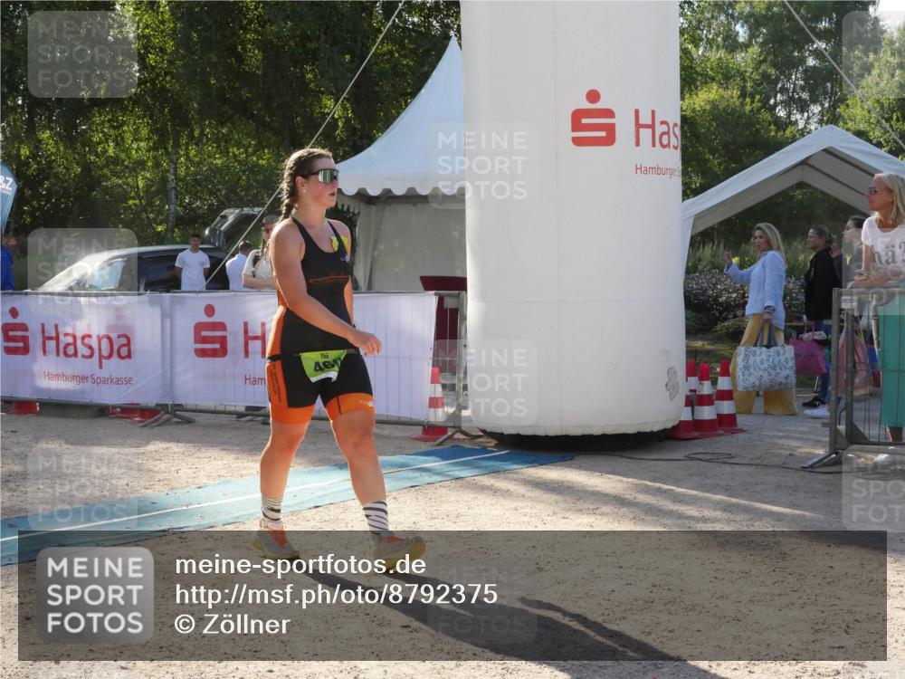 07.09.2025 - 19. Norderstedt Triathlon Zöllner http://msf.ph/oto/8792375 07.09.2025 16:24:45 Ziel 460 meine-sportfotos.de