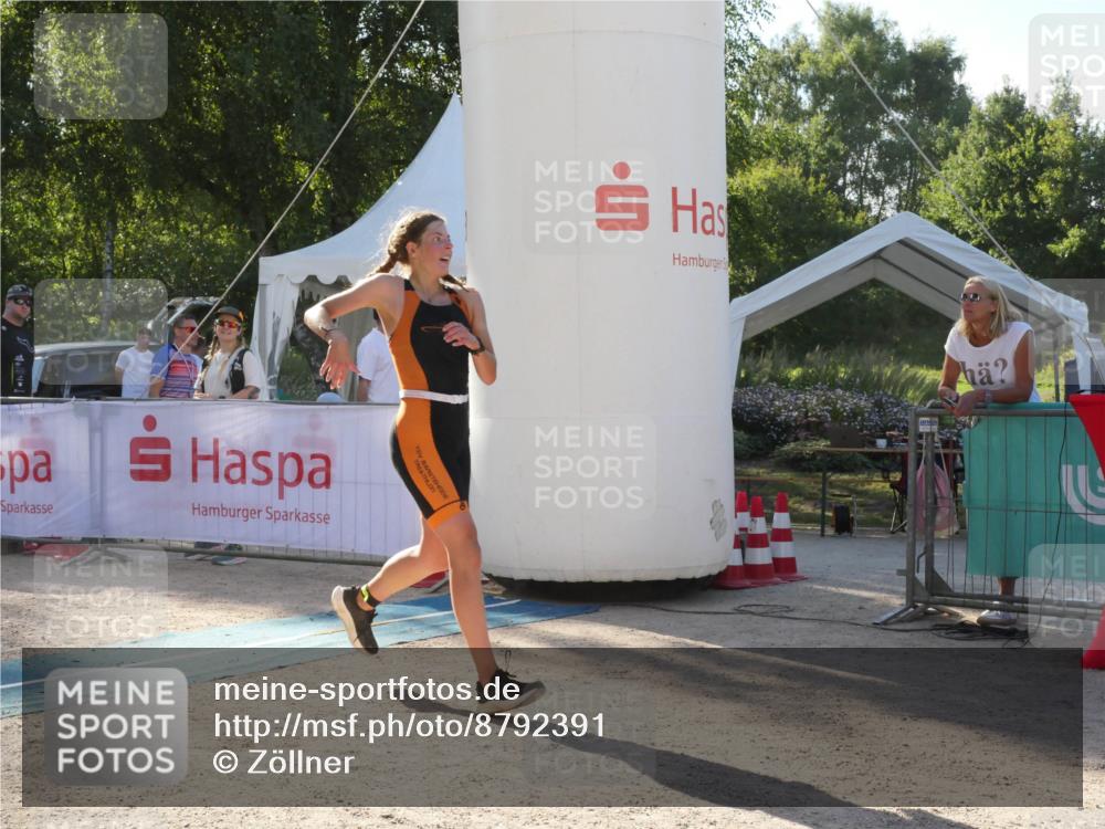 07.09.2025 - 19. Norderstedt Triathlon Zöllner http://msf.ph/oto/8792391 07.09.2025 16:24:54 Ziel 457, 528 meine-sportfotos.de