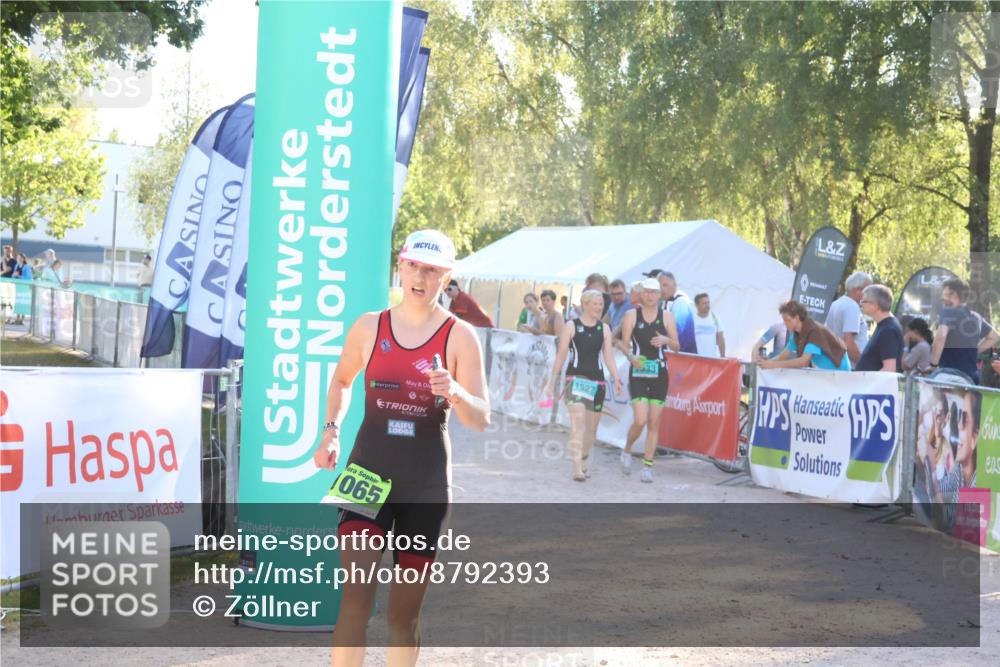 07.09.2025 - 19. Norderstedt Triathlon Zöllner http://msf.ph/oto/8792393 07.09.2025 16:37:18 Ziel 530, 1065, 1495 meine-sportfotos.de