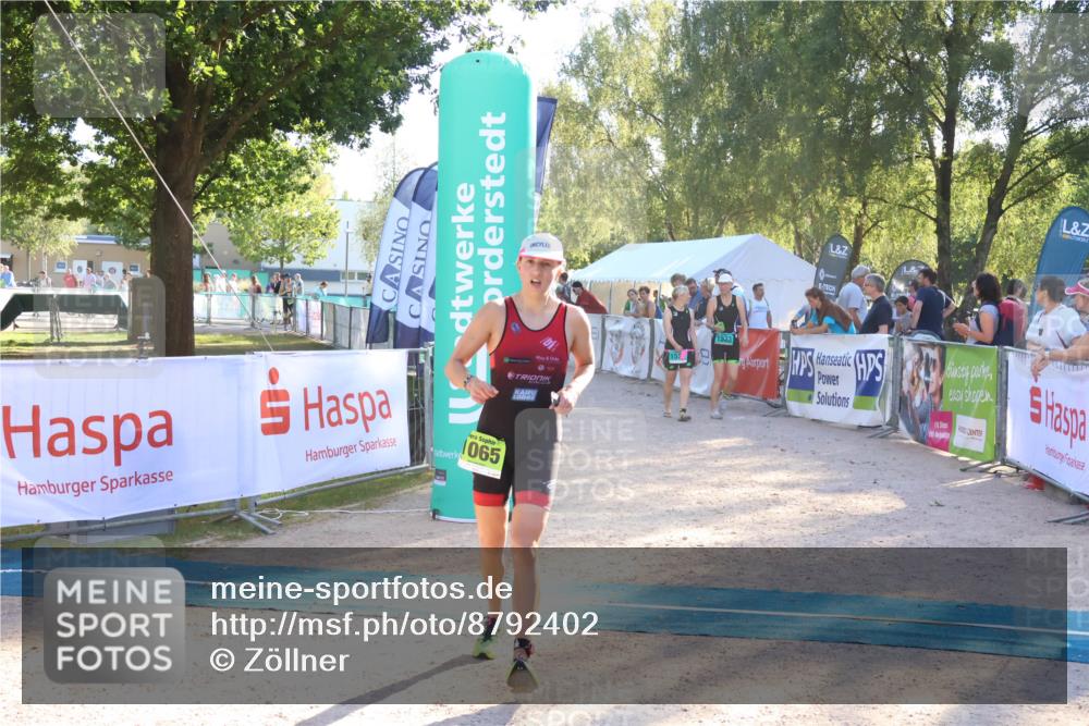 07.09.2025 - 19. Norderstedt Triathlon Zöllner http://msf.ph/oto/8792402 07.09.2025 16:37:18 Ziel 530, 1065, 1495 meine-sportfotos.de