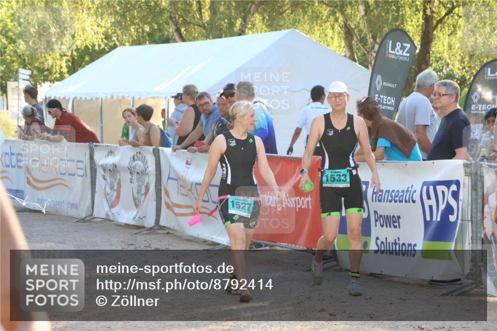 07.09.2025 - 19. Norderstedt Triathlon Zöllner http://msf.ph/oto/8792414 07.09.2025 16:37:20 Ziel 530, 1065 meine-sportfotos.de