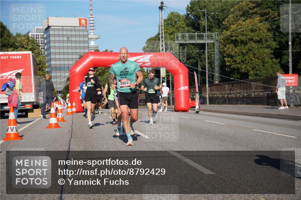 07.09.2025 - BARMER Alsterlauf Yannick Fuchs http://msf.ph/oto/8792429 07.09.2025 09:42:33 Laufen 5091, 2402, 4678 meine-sportfotos.de