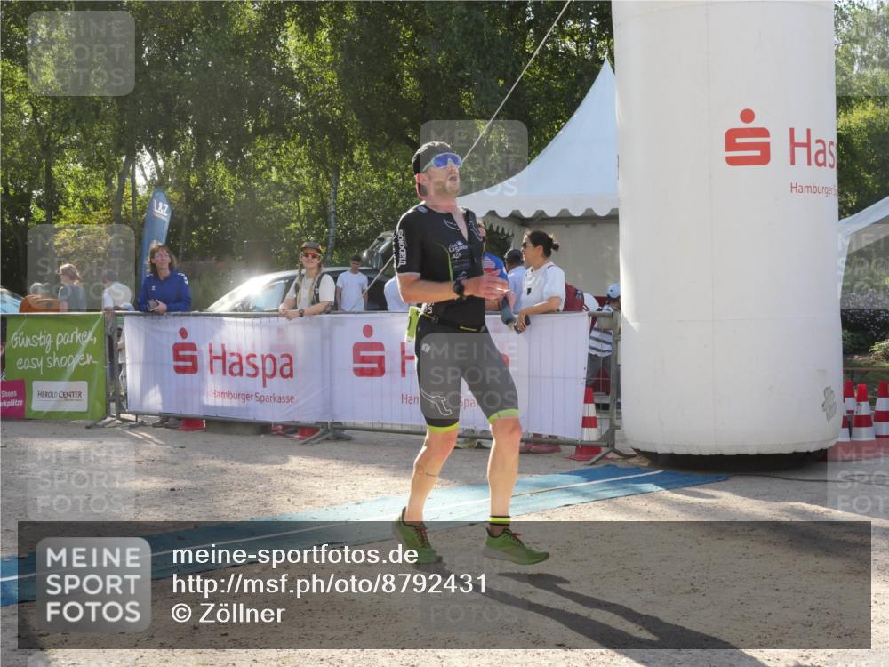 07.09.2025 - 19. Norderstedt Triathlon Zöllner http://msf.ph/oto/8792431 07.09.2025 16:25:33 Ziel 540 meine-sportfotos.de