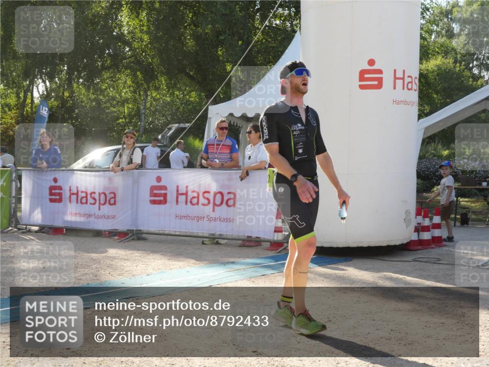07.09.2025 - 19. Norderstedt Triathlon Zöllner http://msf.ph/oto/8792433 07.09.2025 16:25:33 Ziel 540 meine-sportfotos.de