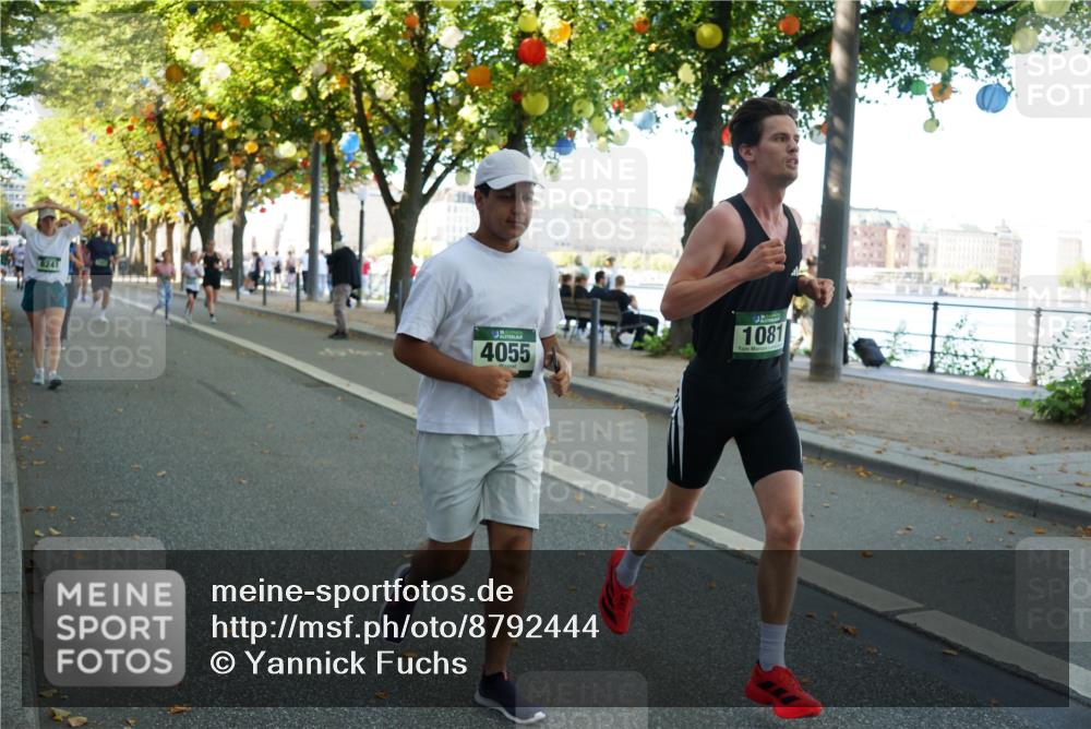 07.09.2025 - BARMER Alsterlauf Yannick Fuchs http://msf.ph/oto/8792444 07.09.2025 11:39:40 Laufen 4241, 4055, 1081 meine-sportfotos.de