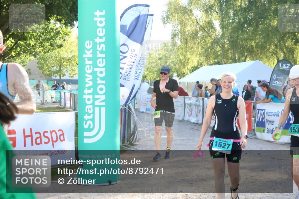 07.09.2025 - 19. Norderstedt Triathlon Zöllner http://msf.ph/oto/8792471 07.09.2025 16:37:26 Ziel 1527, 1533, 1591, 1624 meine-sportfotos.de