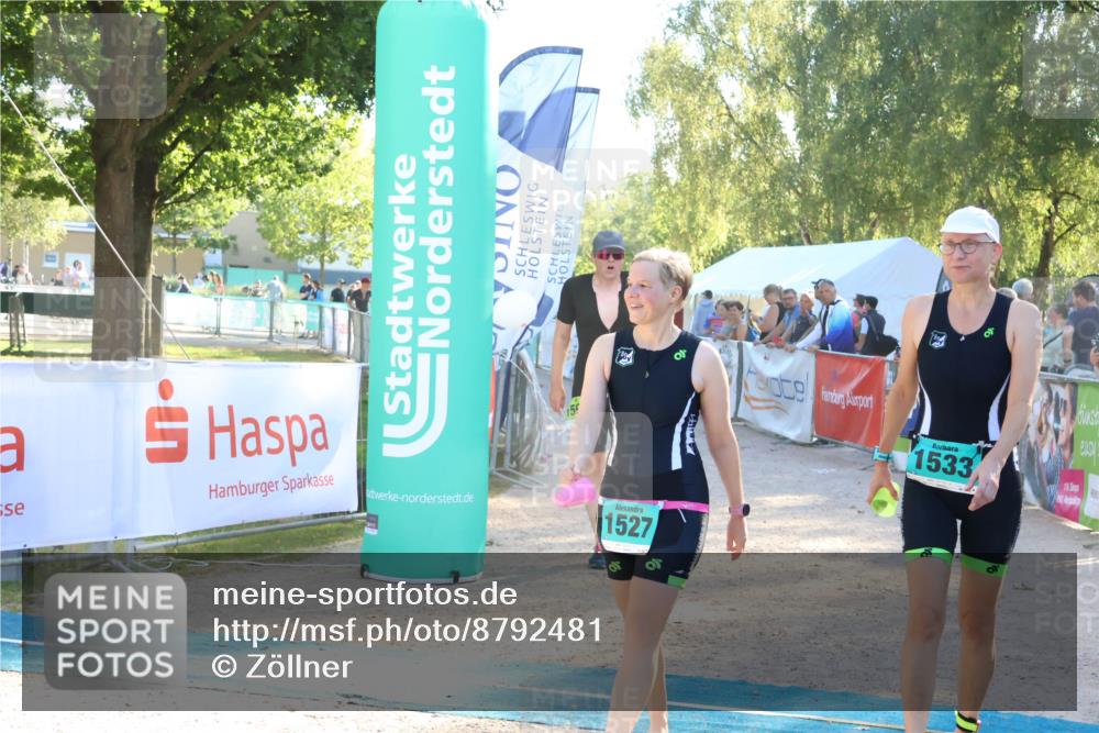 07.09.2025 - 19. Norderstedt Triathlon Zöllner http://msf.ph/oto/8792481 07.09.2025 16:37:27 Ziel 1527, 1533, 1591, 1624 meine-sportfotos.de