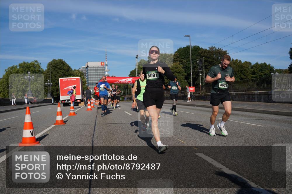 07.09.2025 - BARMER Alsterlauf Yannick Fuchs http://msf.ph/oto/8792487 07.09.2025 09:42:37 Laufen 4308, 5091, 4678, 77 meine-sportfotos.de