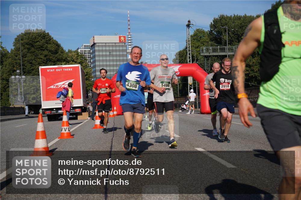 07.09.2025 - BARMER Alsterlauf Yannick Fuchs http://msf.ph/oto/8792511 07.09.2025 09:42:38 Laufen 2918, 4308, 5499, 4481 meine-sportfotos.de