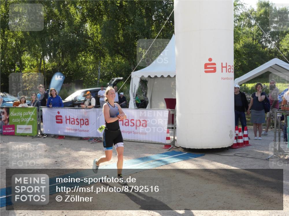07.09.2025 - 19. Norderstedt Triathlon Zöllner http://msf.ph/oto/8792516 07.09.2025 16:27:34 Ziel 452 meine-sportfotos.de