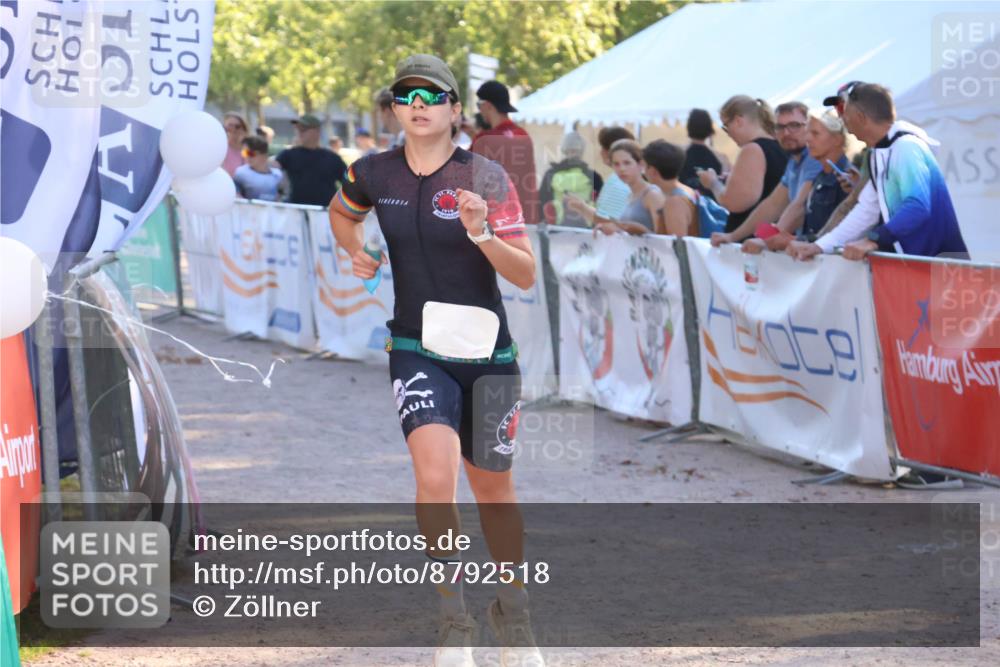 07.09.2025 - 19. Norderstedt Triathlon Zöllner http://msf.ph/oto/8792518 07.09.2025 16:37:39 Ziel 1051, 1610 meine-sportfotos.de