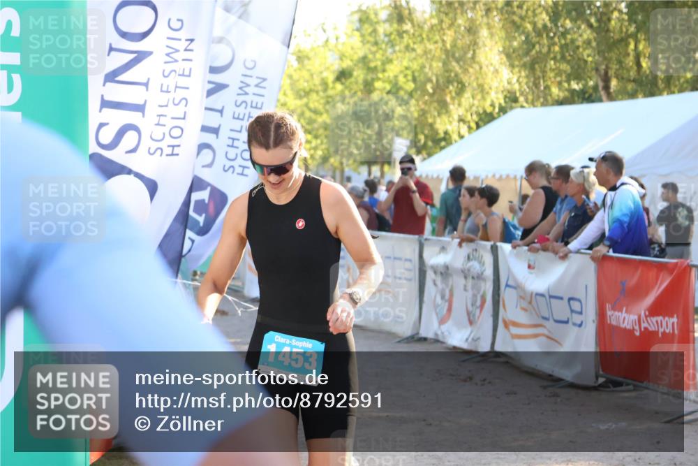 07.09.2025 - 19. Norderstedt Triathlon Zöllner http://msf.ph/oto/8792591 07.09.2025 16:37:54 Ziel 449, 1453 meine-sportfotos.de