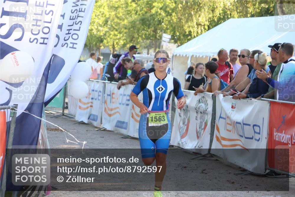 07.09.2025 - 19. Norderstedt Triathlon Zöllner http://msf.ph/oto/8792597 07.09.2025 16:38:08 Ziel 1563 meine-sportfotos.de