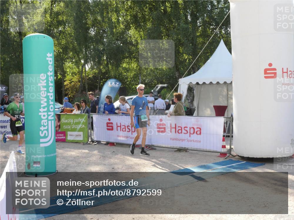 07.09.2025 - 19. Norderstedt Triathlon Zöllner http://msf.ph/oto/8792599 07.09.2025 16:28:24 Ziel 515, 1488, 1529 meine-sportfotos.de