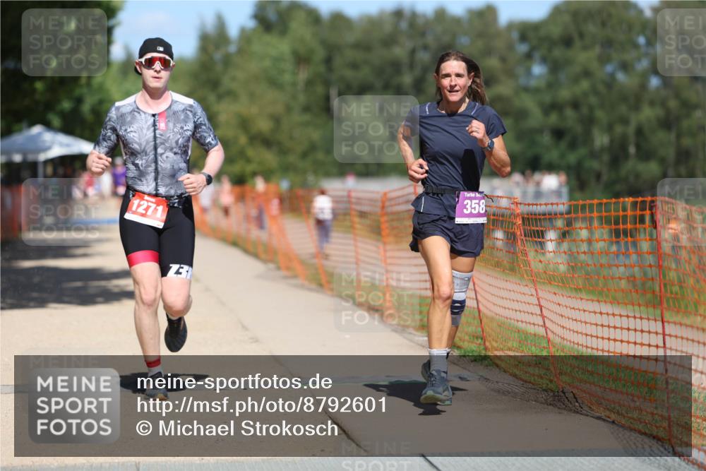 07.09.2025 - 19. Norderstedt Triathlon Michael Strokosch http://msf.ph/oto/8792601 07.09.2025 13:39:05 Laufen 357, 358, 1271 meine-sportfotos.de