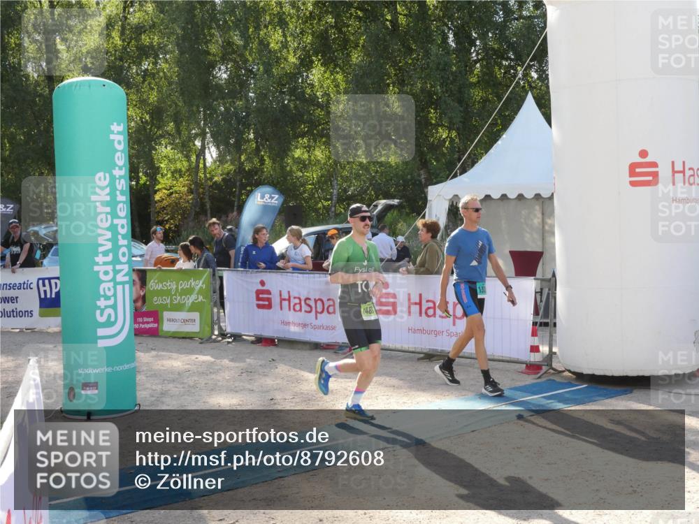 07.09.2025 - 19. Norderstedt Triathlon Zöllner http://msf.ph/oto/8792608 07.09.2025 16:28:26 Ziel 515, 1488, 1529 meine-sportfotos.de