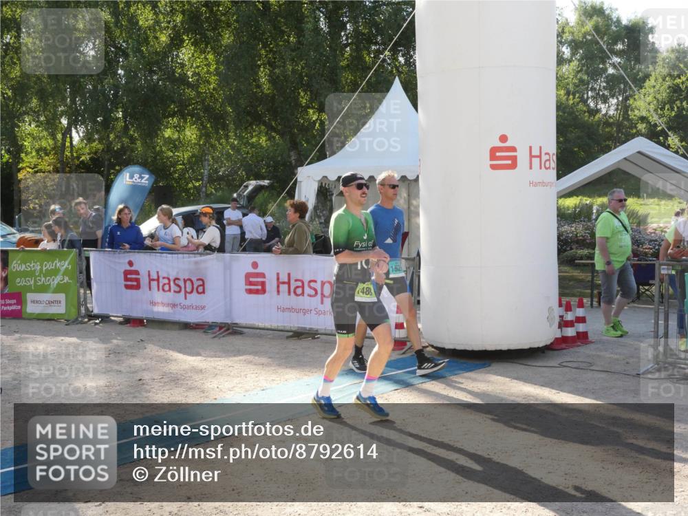 07.09.2025 - 19. Norderstedt Triathlon Zöllner http://msf.ph/oto/8792614 07.09.2025 16:28:27 Ziel 515, 1488, 1529 meine-sportfotos.de