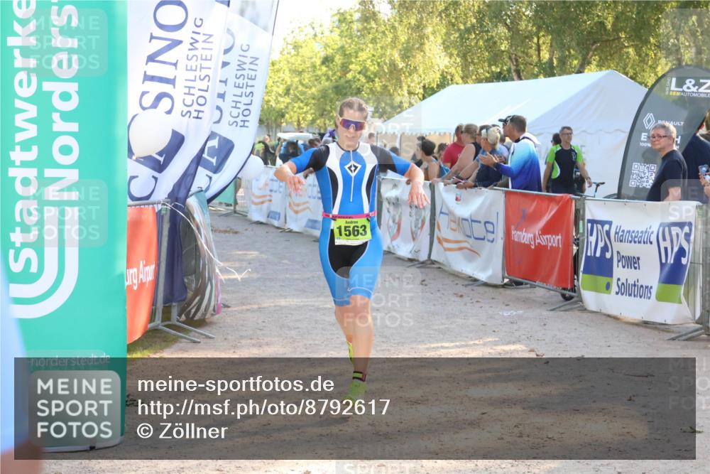07.09.2025 - 19. Norderstedt Triathlon Zöllner http://msf.ph/oto/8792617 07.09.2025 16:38:10 Ziel 1068, 1563 meine-sportfotos.de
