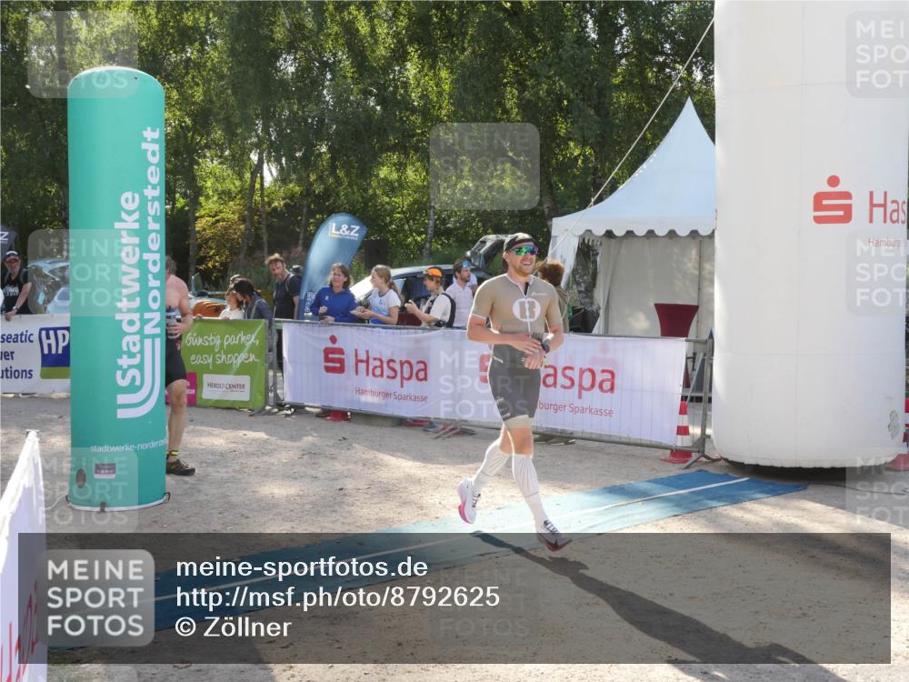 07.09.2025 - 19. Norderstedt Triathlon Zöllner http://msf.ph/oto/8792625 07.09.2025 16:28:29 Ziel 487, 515, 1488, 1529, 1534 meine-sportfotos.de