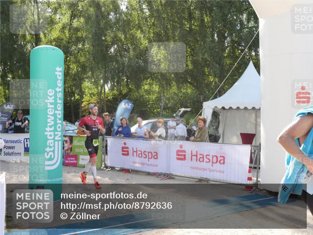 07.09.2025 - 19. Norderstedt Triathlon Zöllner http://msf.ph/oto/8792636 07.09.2025 16:28:37 Ziel 487, 507, 1534 meine-sportfotos.de
