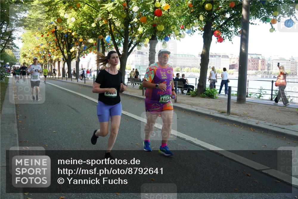07.09.2025 - BARMER Alsterlauf Yannick Fuchs http://msf.ph/oto/8792641 07.09.2025 11:39:52 Laufen 1158, 1164 meine-sportfotos.de