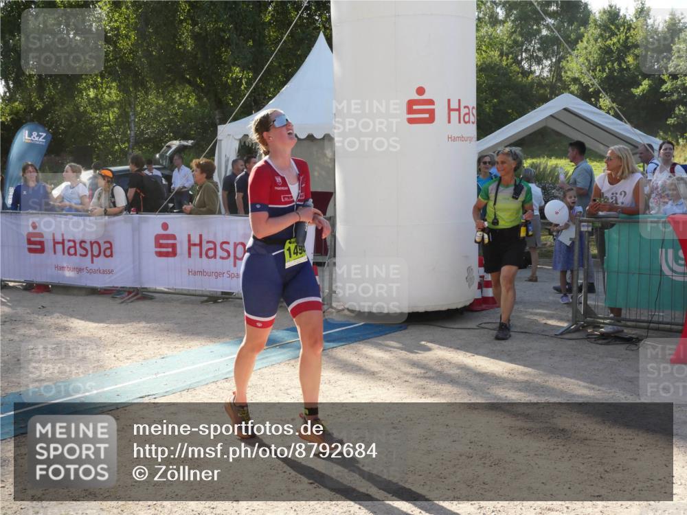 07.09.2025 - 19. Norderstedt Triathlon Zöllner http://msf.ph/oto/8792684 07.09.2025 16:29:11 Ziel 1498 meine-sportfotos.de