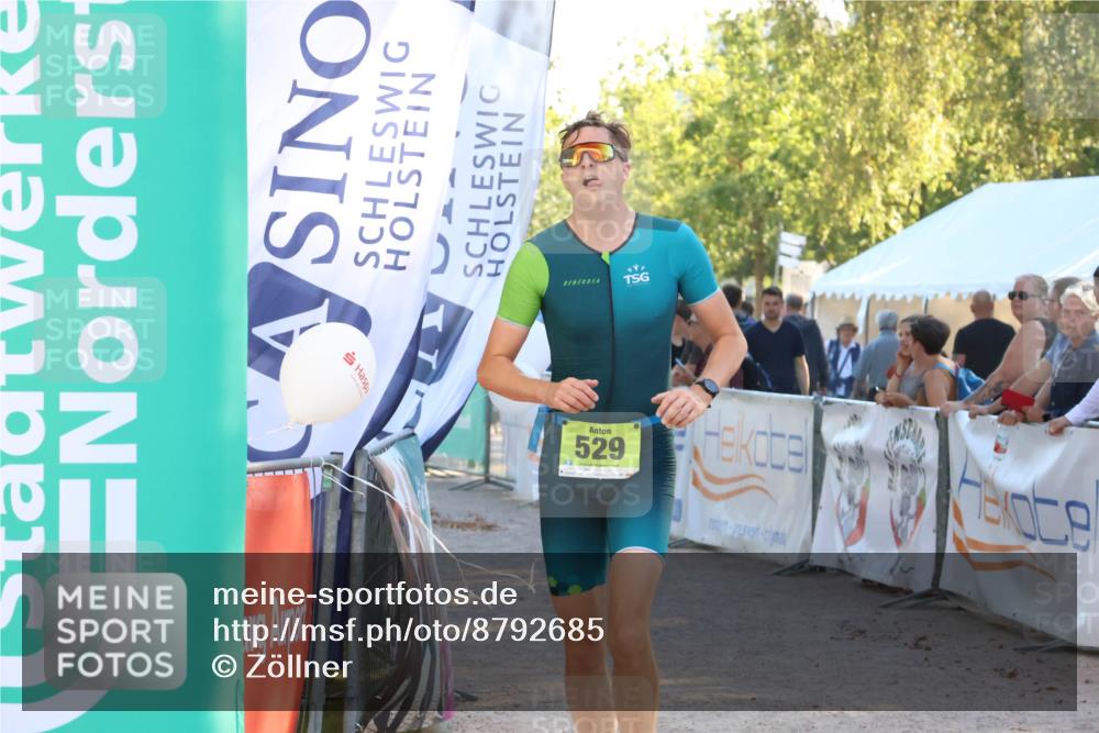 07.09.2025 - 19. Norderstedt Triathlon Zöllner http://msf.ph/oto/8792685 07.09.2025 16:38:18 Ziel 529, 1068, 1554 meine-sportfotos.de
