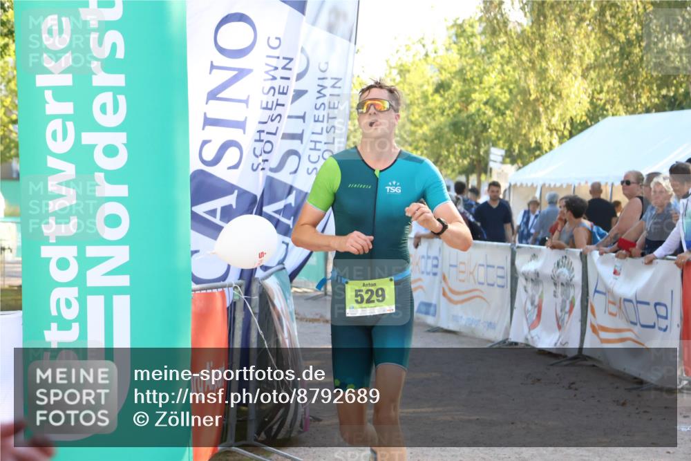 07.09.2025 - 19. Norderstedt Triathlon Zöllner http://msf.ph/oto/8792689 07.09.2025 16:38:18 Ziel 529, 1068, 1554 meine-sportfotos.de