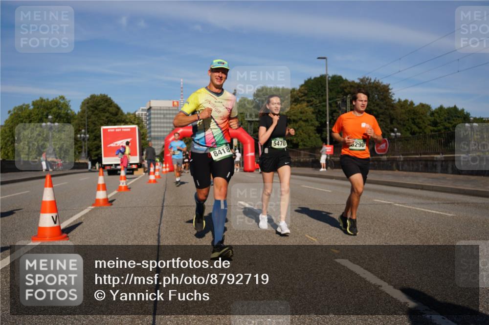 07.09.2025 - BARMER Alsterlauf Yannick Fuchs http://msf.ph/oto/8792719 07.09.2025 09:42:48 Laufen 8418, 5470, 6290, 577 meine-sportfotos.de