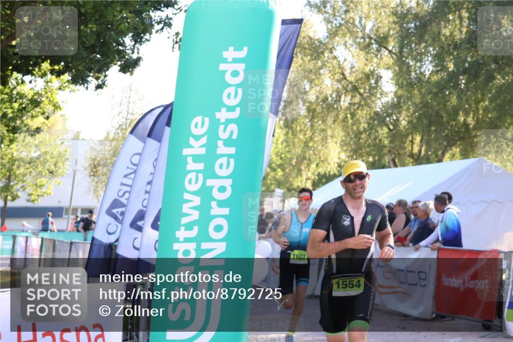 07.09.2025 - 19. Norderstedt Triathlon Zöllner http://msf.ph/oto/8792725 07.09.2025 16:38:22 Ziel 529, 1554 meine-sportfotos.de