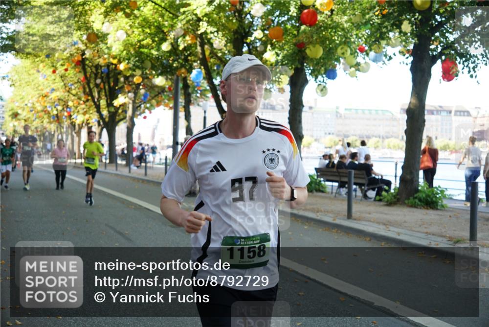 07.09.2025 - BARMER Alsterlauf Yannick Fuchs http://msf.ph/oto/8792729 07.09.2025 11:39:56 Laufen 97, 36, 1158 meine-sportfotos.de