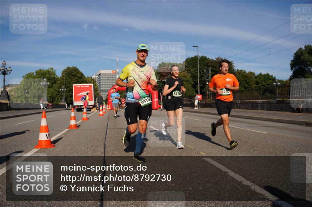 07.09.2025 - BARMER Alsterlauf Yannick Fuchs http://msf.ph/oto/8792730 07.09.2025 09:42:49 Laufen 2022, 8418, 290, 5470 meine-sportfotos.de