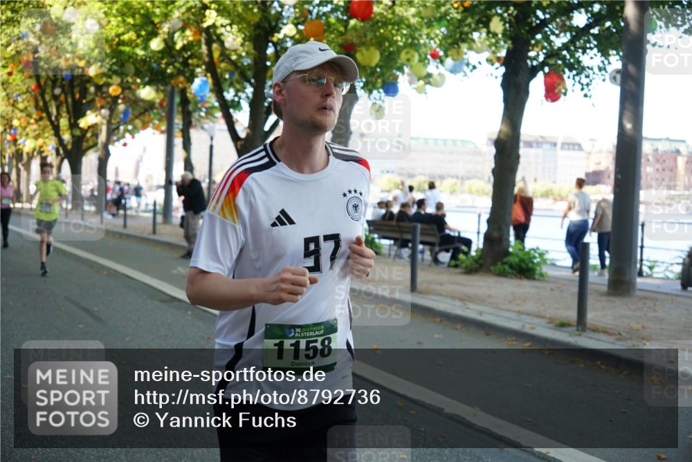 07.09.2025 - BARMER Alsterlauf Yannick Fuchs http://msf.ph/oto/8792736 07.09.2025 11:39:57 Laufen 97, 36, 1158 meine-sportfotos.de