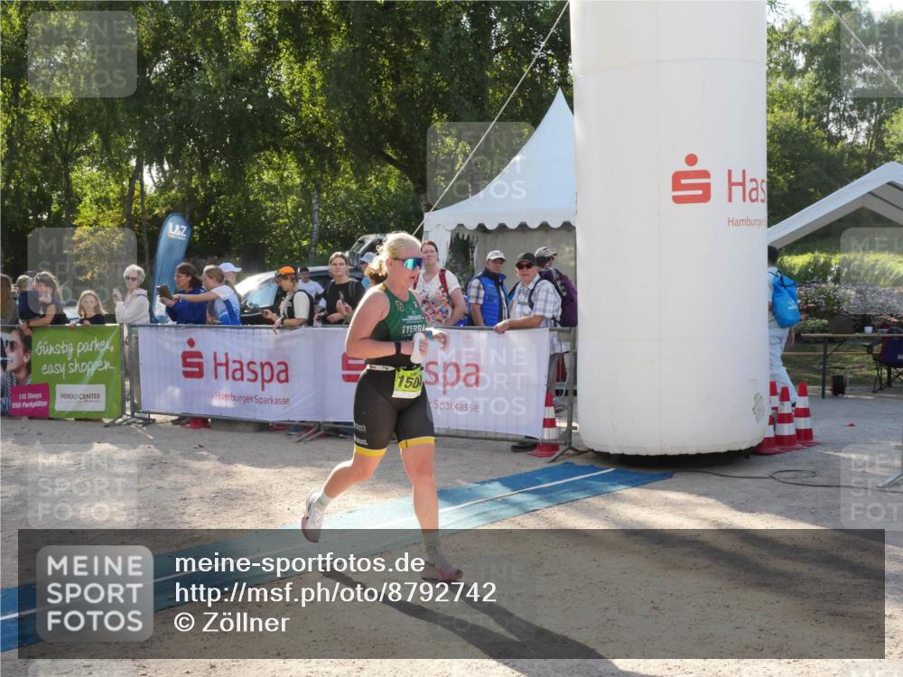 07.09.2025 - 19. Norderstedt Triathlon Zöllner http://msf.ph/oto/8792742 07.09.2025 16:30:11 Ziel 1504 meine-sportfotos.de