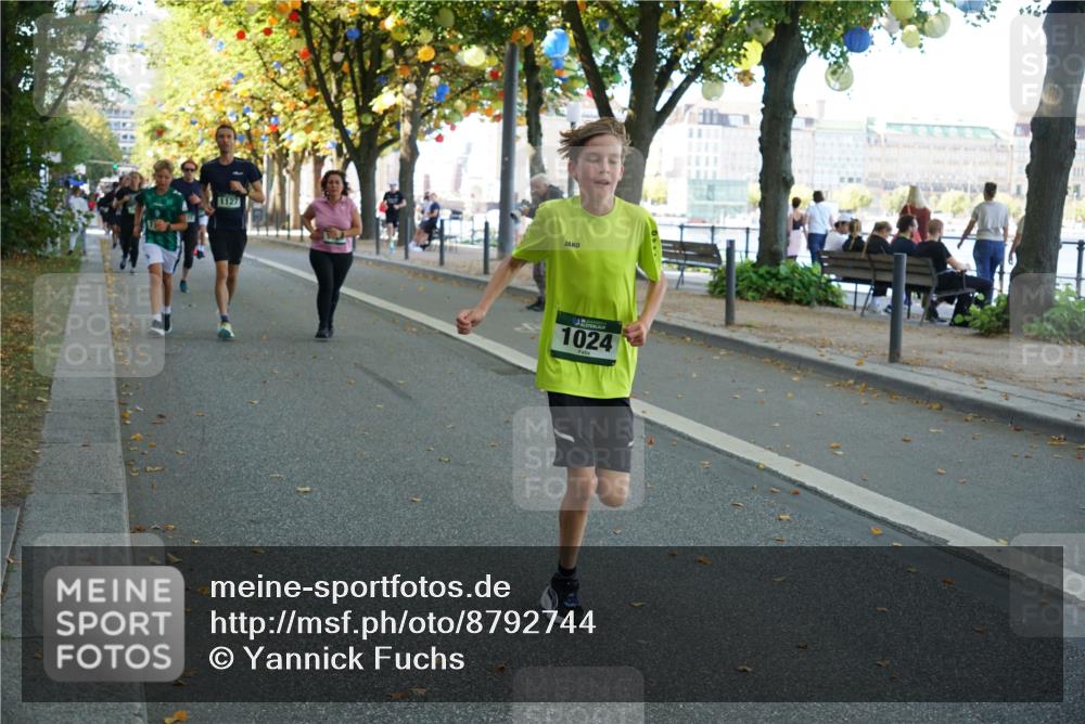 07.09.2025 - BARMER Alsterlauf Yannick Fuchs http://msf.ph/oto/8792744 07.09.2025 11:40:00 Laufen 1127, 1024 meine-sportfotos.de