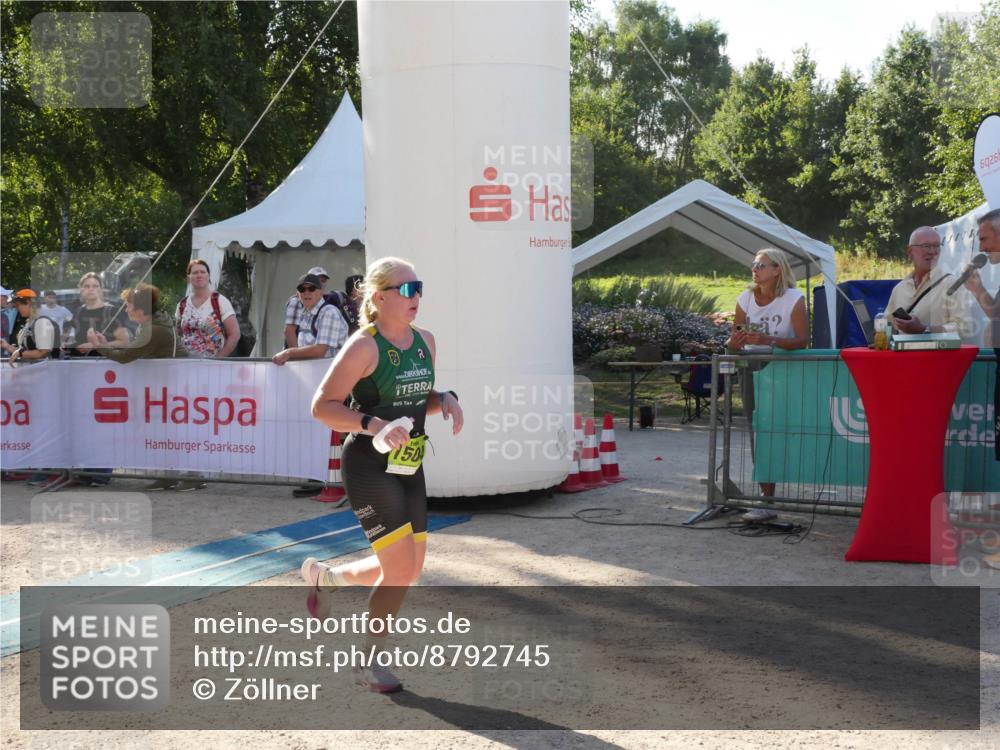 07.09.2025 - 19. Norderstedt Triathlon Zöllner http://msf.ph/oto/8792745 07.09.2025 16:30:11 Ziel 1504 meine-sportfotos.de