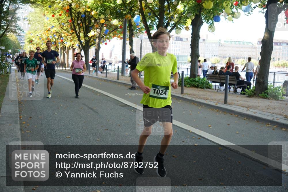 07.09.2025 - BARMER Alsterlauf Yannick Fuchs http://msf.ph/oto/8792752 07.09.2025 11:40:00 Laufen 112, 112, 1024 meine-sportfotos.de