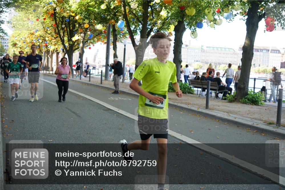 07.09.2025 - BARMER Alsterlauf Yannick Fuchs http://msf.ph/oto/8792759 07.09.2025 11:40:00 Laufen 1126, 1127, 1123 meine-sportfotos.de