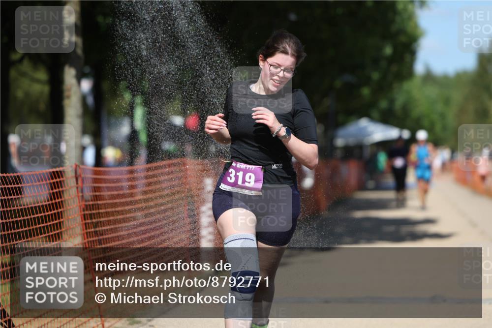 07.09.2025 - 19. Norderstedt Triathlon Michael Strokosch http://msf.ph/oto/8792771 07.09.2025 13:39:49 Laufen 319, 809 meine-sportfotos.de