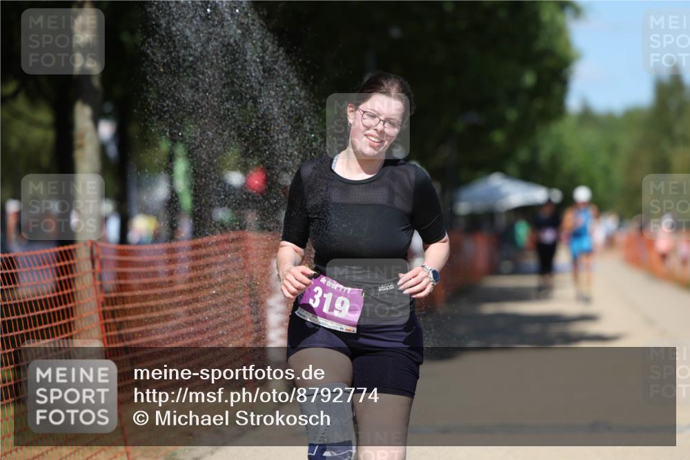 07.09.2025 - 19. Norderstedt Triathlon Michael Strokosch http://msf.ph/oto/8792774 07.09.2025 13:39:50 Laufen 319 meine-sportfotos.de