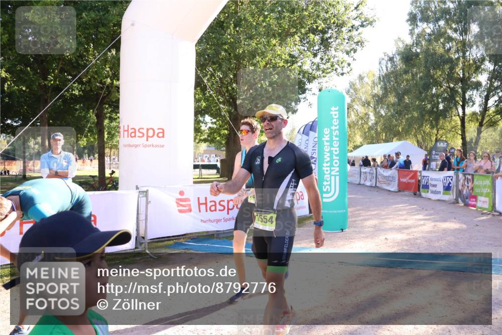 07.09.2025 - 19. Norderstedt Triathlon Zöllner http://msf.ph/oto/8792776 07.09.2025 16:38:25 Ziel 529, 1554 meine-sportfotos.de