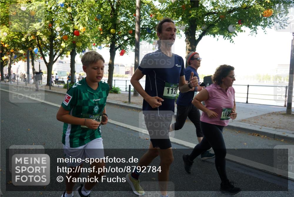 07.09.2025 - BARMER Alsterlauf Yannick Fuchs http://msf.ph/oto/8792784 07.09.2025 11:40:05 Laufen 112, 112 meine-sportfotos.de