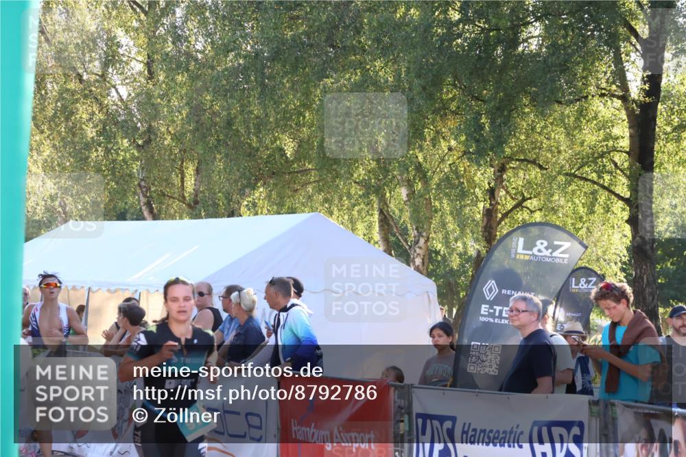 07.09.2025 - 19. Norderstedt Triathlon Zöllner http://msf.ph/oto/8792786 07.09.2025 16:38:39 Ziel 536, 917 meine-sportfotos.de