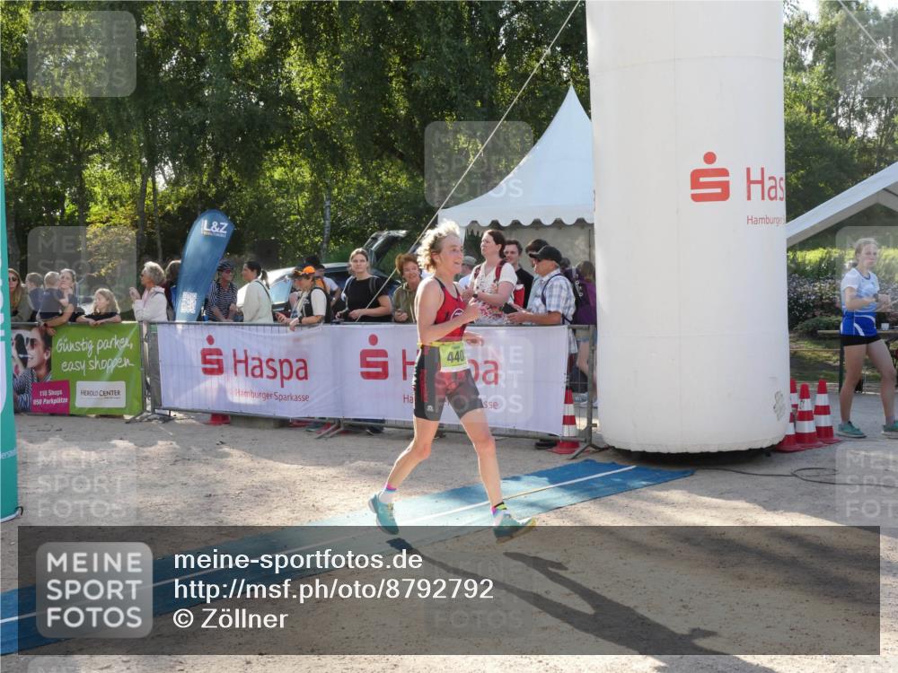 07.09.2025 - 19. Norderstedt Triathlon Zöllner http://msf.ph/oto/8792792 07.09.2025 16:30:35 Ziel 440 meine-sportfotos.de