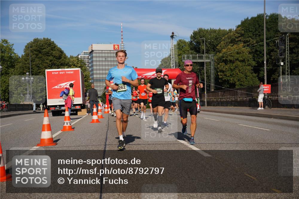 07.09.2025 - BARMER Alsterlauf Yannick Fuchs http://msf.ph/oto/8792797 07.09.2025 09:42:51 Laufen 262, 2629, 154, 484, 030 meine-sportfotos.de