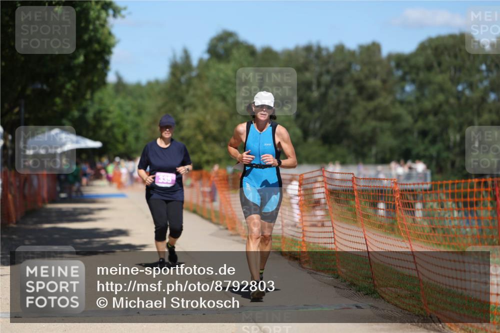 07.09.2025 - 19. Norderstedt Triathlon Michael Strokosch http://msf.ph/oto/8792803 07.09.2025 13:39:59 Laufen 270, 335 meine-sportfotos.de