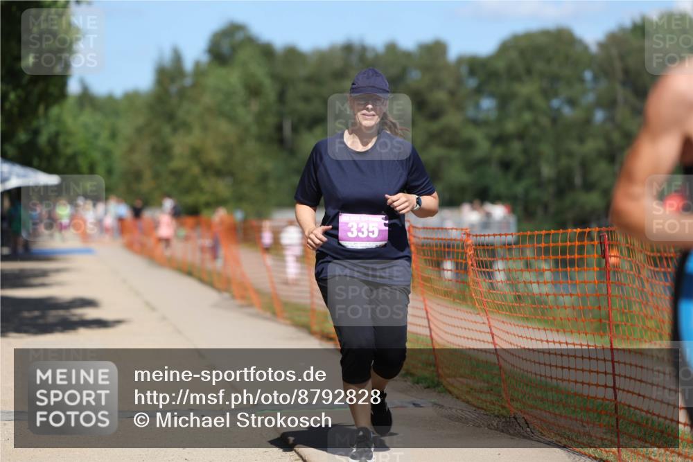 07.09.2025 - 19. Norderstedt Triathlon Michael Strokosch http://msf.ph/oto/8792828 07.09.2025 13:40:02 Laufen 270, 335 meine-sportfotos.de