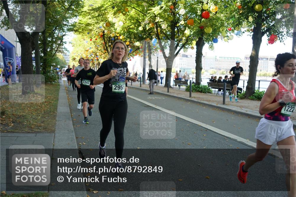07.09.2025 - BARMER Alsterlauf Yannick Fuchs http://msf.ph/oto/8792849 07.09.2025 11:40:09 Laufen 1243, 2951, 1222 meine-sportfotos.de