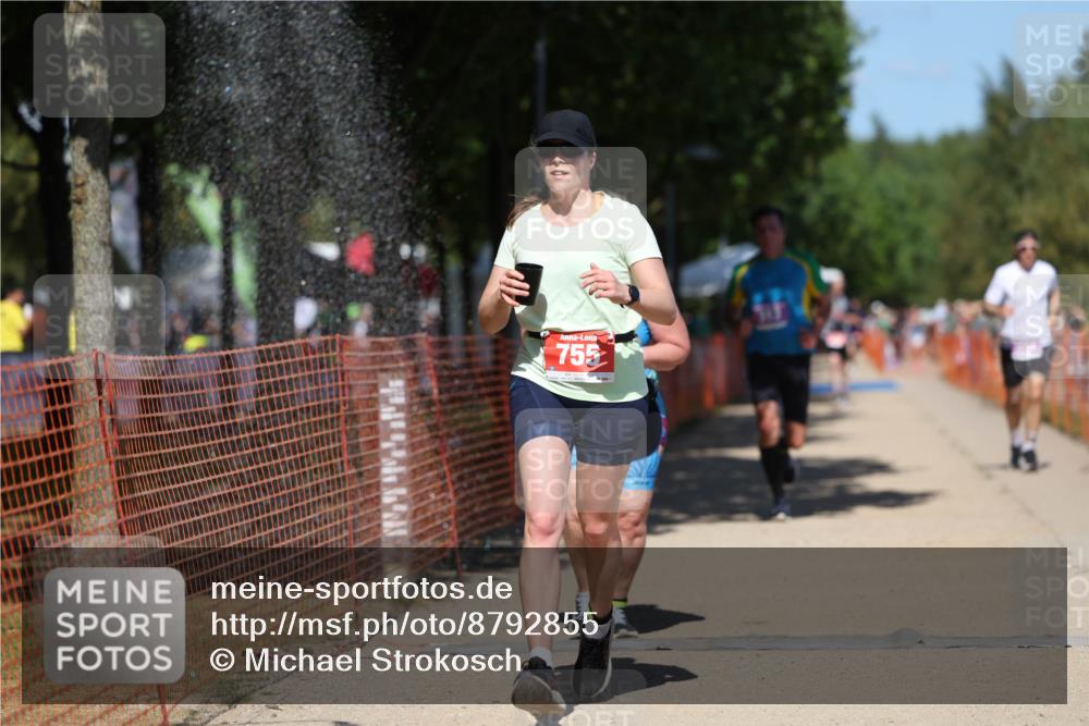07.09.2025 - 19. Norderstedt Triathlon Michael Strokosch http://msf.ph/oto/8792855 07.09.2025 13:40:42 Laufen 310, 313, 337, 347, 742, 755 meine-sportfotos.de